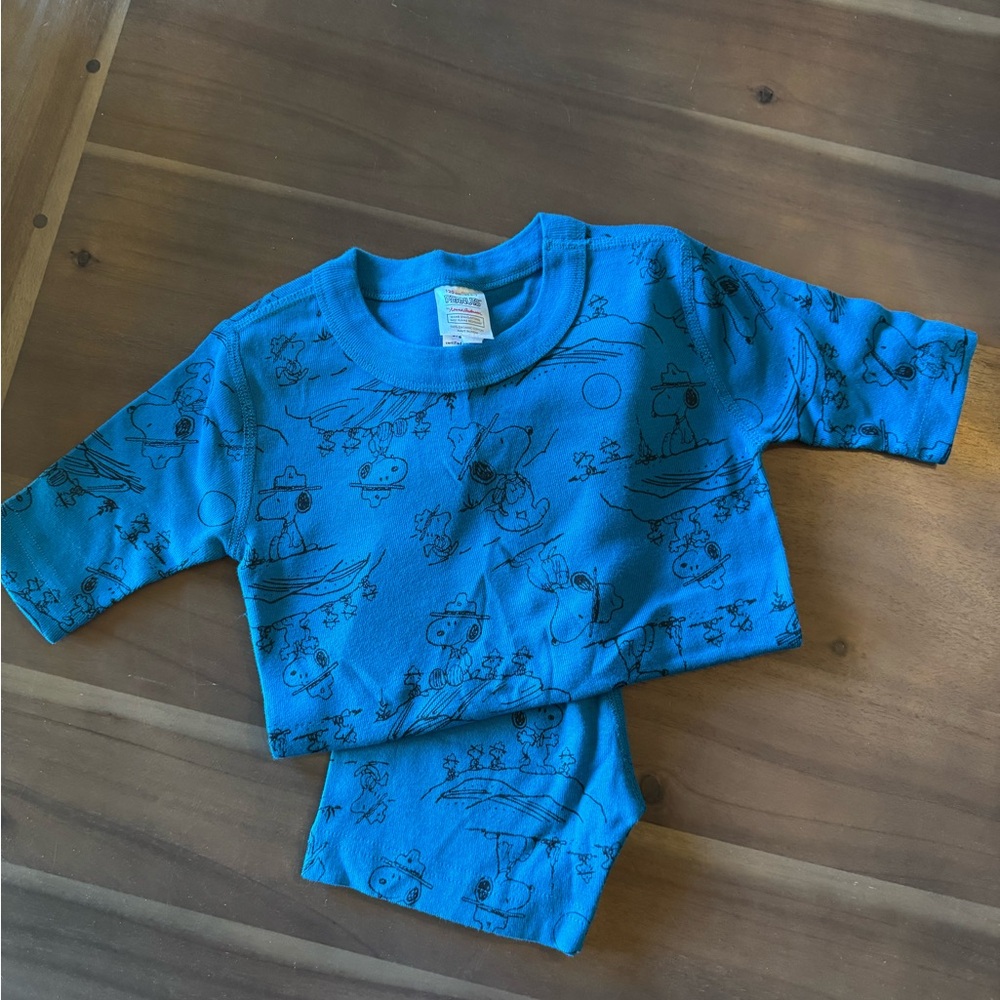 NWT Hanna Andersson Peanuts Pajama Set